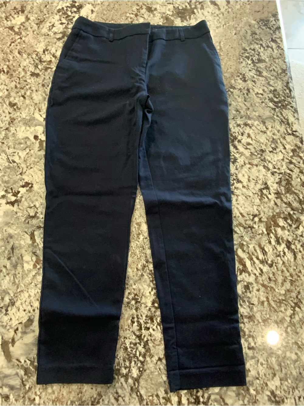 Jones New York Signature Grace Ankle Pants
Size 6